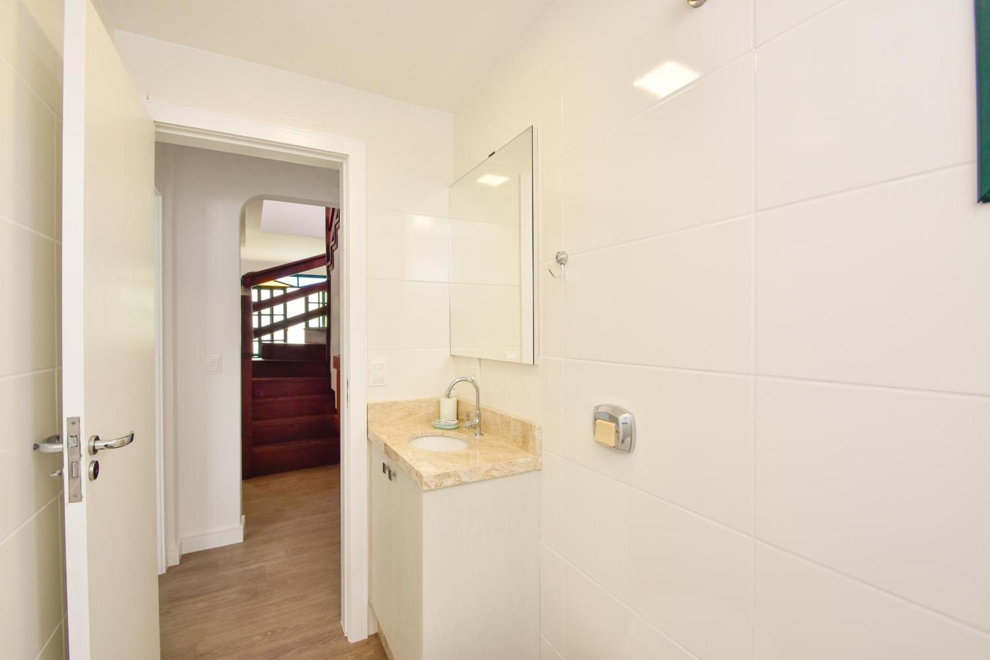 Cobertura Duplex 300m Da Praia, Canasvieiras N693 Florianópolis